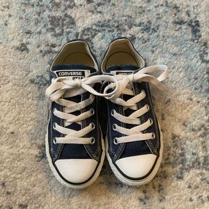 Navy Blue Converse Toddlers size 11